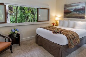 Volcano Village Estates