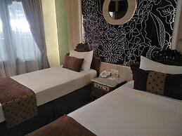 Hotel Indah Palace Yogyakarta