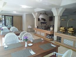 Hotel GRAND ROSELA Yogyakarta