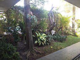 Hotel GRAND ROSELA Yogyakarta