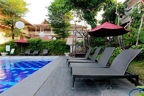 Hotel GRAND ROSELA Yogyakarta