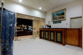 Hotel GRAND ROSELA Yogyakarta