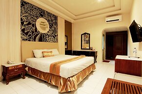Hotel GRAND ROSELA Yogyakarta