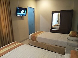 Hotel GRAND ROSELA Yogyakarta