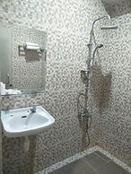 Hotel GRAND ROSELA Yogyakarta