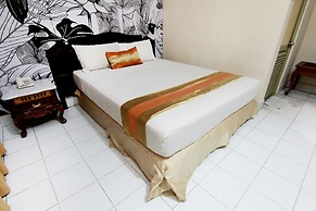 Hotel GRAND ROSELA Yogyakarta