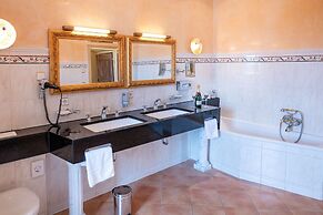 Schloss Hotel Wasserburg