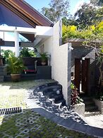 Royal Nyanyi Villa