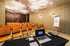 DeSilva Premium Opole