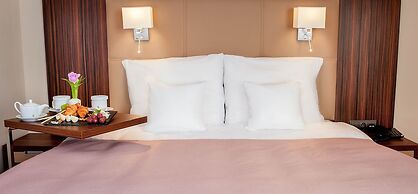 DeSilva Premium Opole