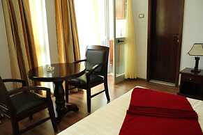 Oasis Hotel Apartment