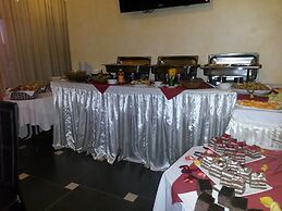 Oasis Hotel Apartment