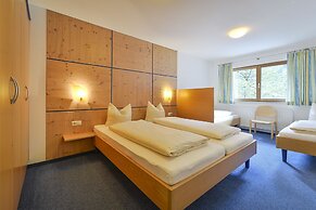 Haus Anna Apartments