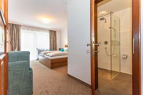 Hotel Pension Pinzgauer Hof