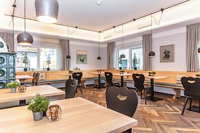Hotel Pension Pinzgauer Hof
