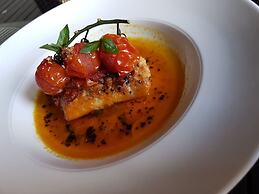 Fusion Boutique Hotel