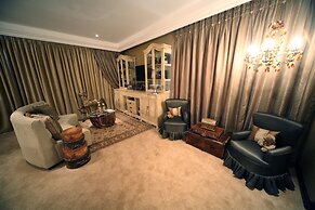 Fusion Boutique Hotel