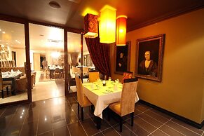 Cycad Guest House