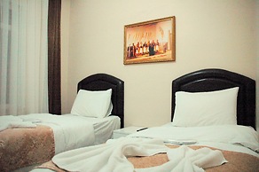 Tolga Hotel