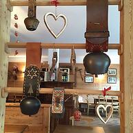 ALBERGO ALPENROSE Ski&Bike Mountain Hotel