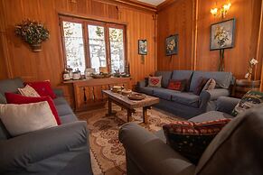 ALBERGO ALPENROSE Ski&Bike Mountain Hotel