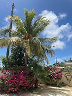 Dive Hut - Boutique Apartments