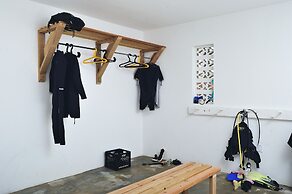 Dive Hut - Boutique Apartments