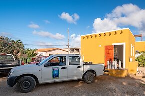 Dive Hut - Boutique Apartments