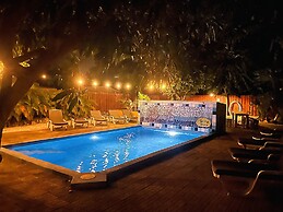 Dive Hut - Boutique Apartments