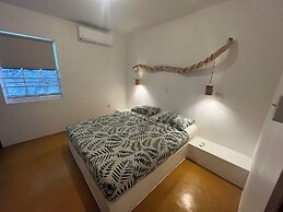 Dive Hut - Boutique Apartments