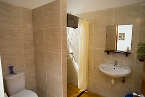 Dive Hut - Boutique Apartments