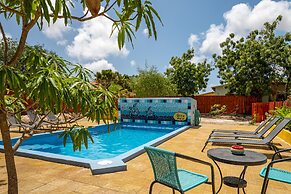 Dive Hut - Boutique Apartments