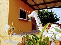 Dive Hut - Boutique Apartments