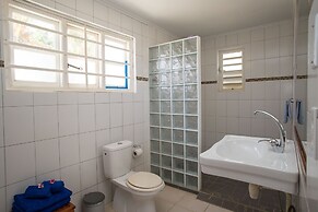 Dive Hut - Boutique Apartments