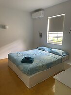 Dive Hut - Boutique Apartments