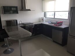 Suites Malecon Cancun