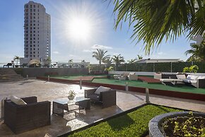 Suites Malecon Cancun