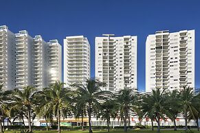 Suites Malecon Cancun