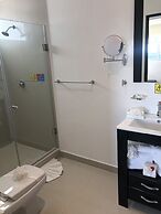 Suites Malecon Cancun