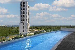 Suites Malecon Cancun