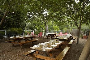 Calistoga Inn Restaurant and Brewery