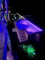 Vistalmar Ocean Suites