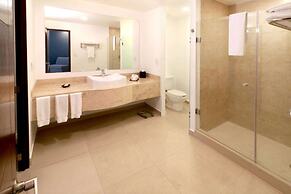 Wyndham Garden Guadalajara Acueducto