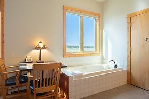 Gallatin River Lodge