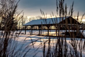 Gallatin River Lodge