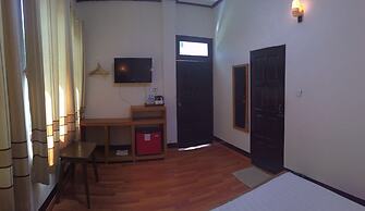Yun Myo Thu Hotel