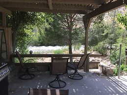Sequoia Lodge