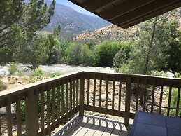 Sequoia Lodge