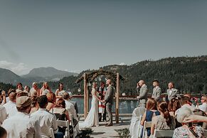 West Coast Wilderness Lodge