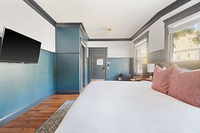 The Davis Downtown San Diego